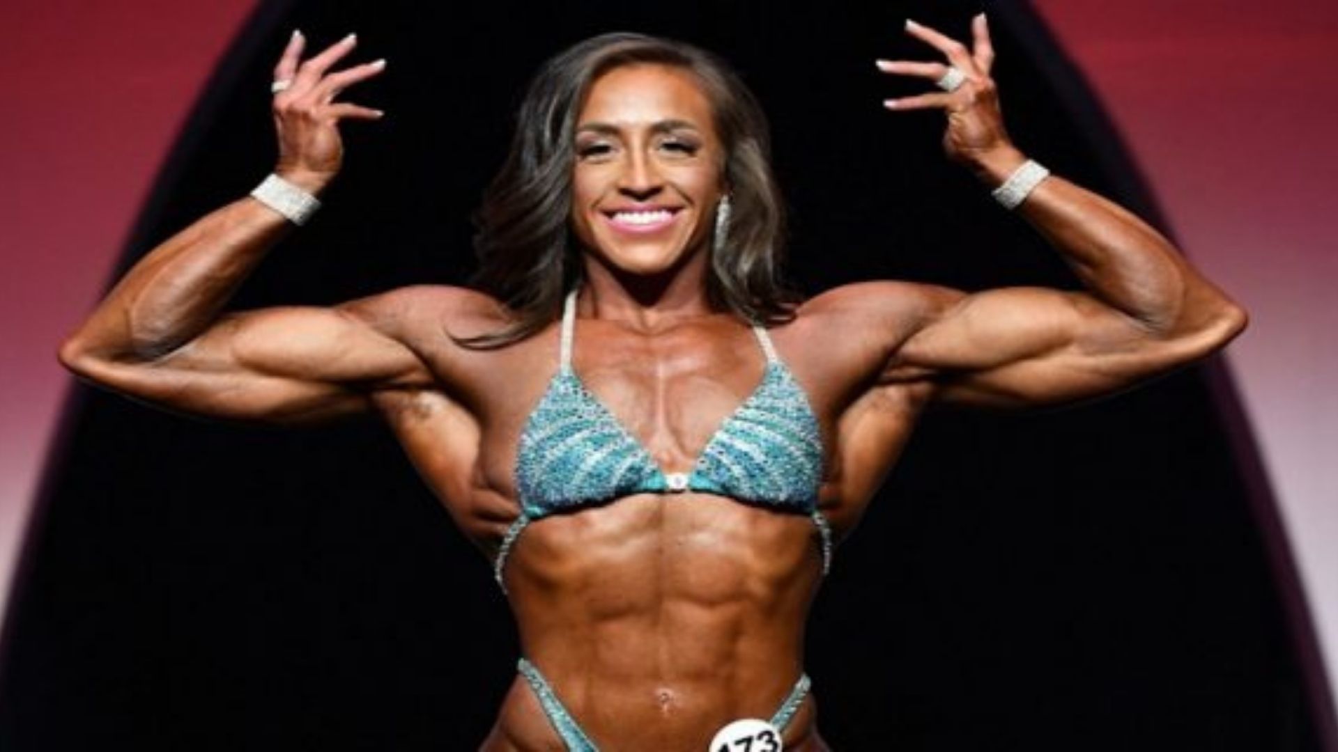 Sarah Villegas Está Chateada Pois a Categoria Women’s Physique está Fora do Arnold Ohio 2022
