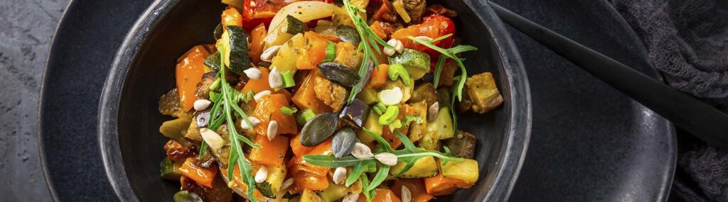 prato de salada representando a dieta low carb