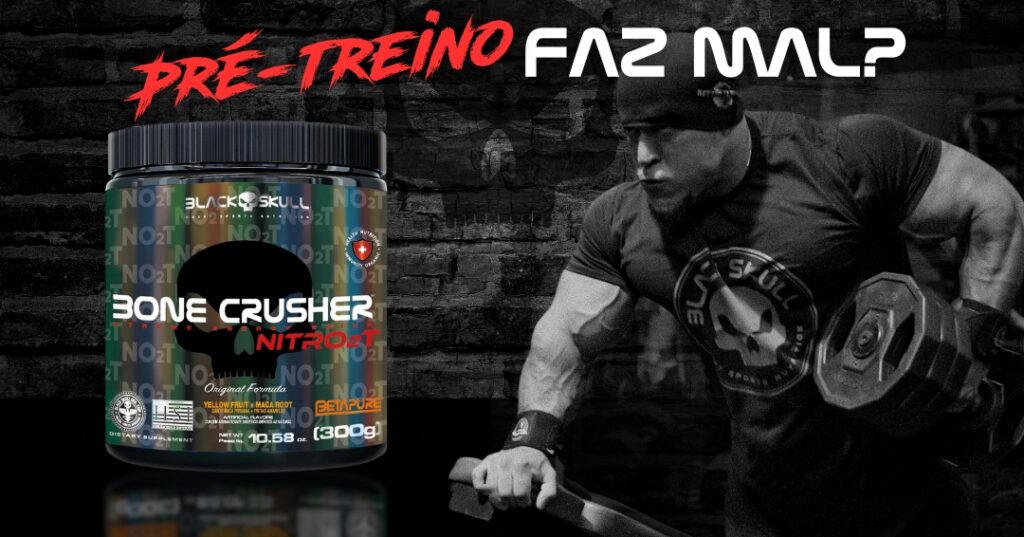 Pessoa que usa pré-treino antes da musculação. Pré-treino faz mal? Saiba como usar com segurança