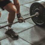 Saiba como o whey protein fortalece a saúde óssea, previne lesões e dá suporte para treinos intensos. Veja mais em BLACKSKULL USA™