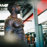 Desvende como ocorre a hipertrofia muscular: treino, nutrição, descanso e suplementação. Maximize seu crescimento com estratégias baseadas na ciência.
